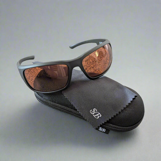 SB Polarised Floating Sunglasses 3.0 case and cloth